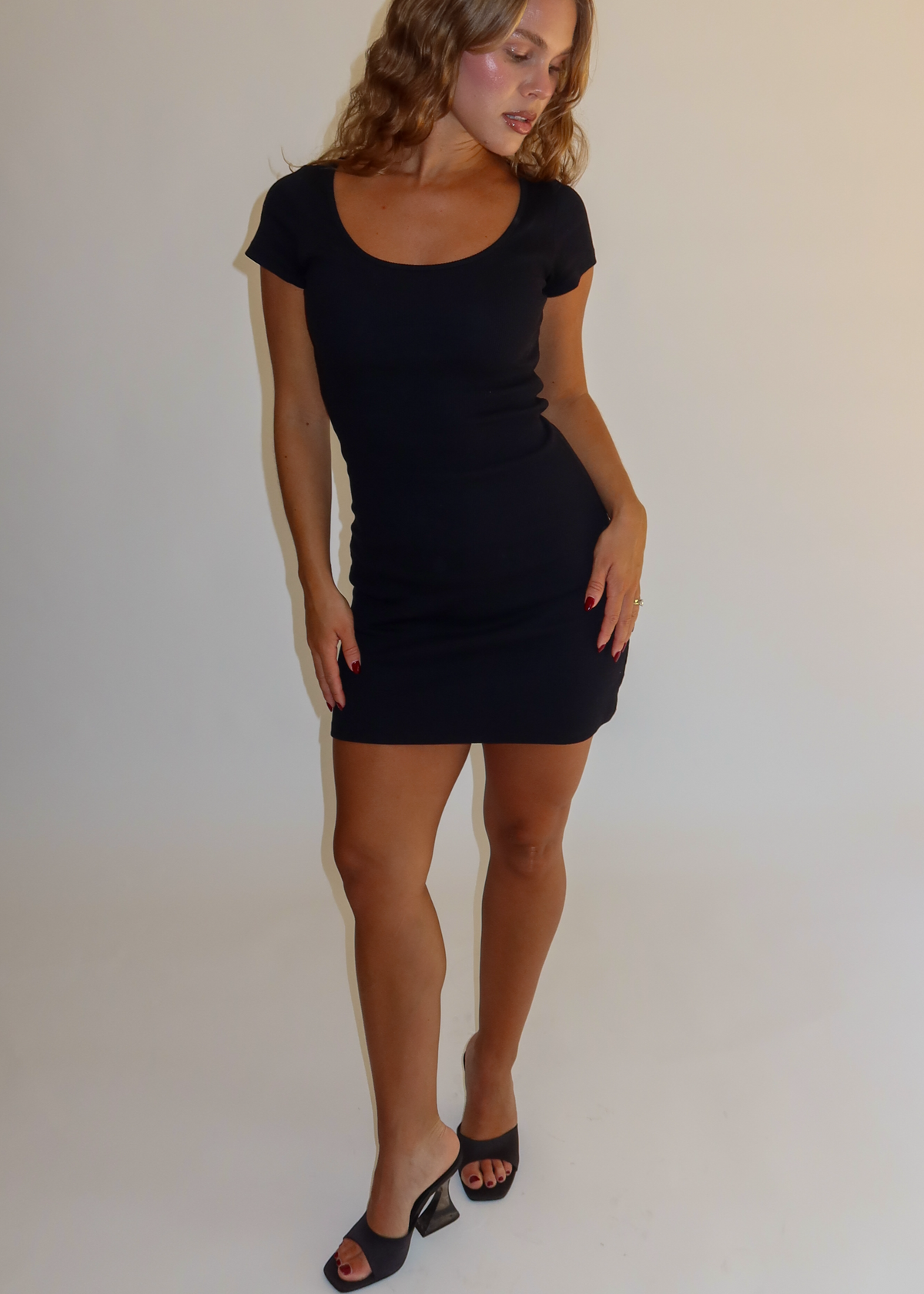 black scoop neck mini dress Black Scoop Neck Solid Skater Dress - Buy Online